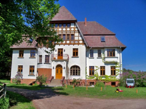 Гостиница Gutshaus Alt Necheln  Брюэль